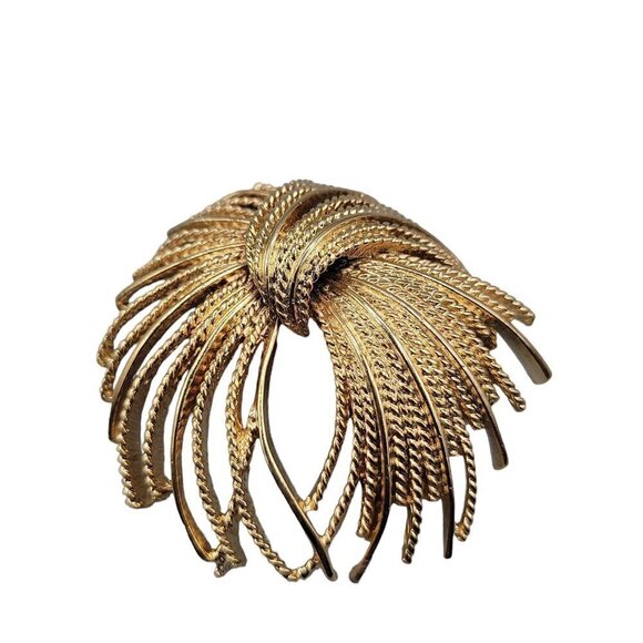 Monet Mirador Brooch Gold Tone Wheat Rope Spray Vintage - Picture 2 of 16